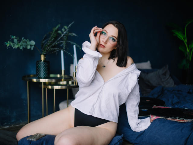 WinonaCooper - Sexe cam en vivo - 9402536