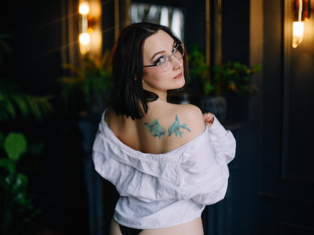 WinonaCooper - Sexe cam en vivo - 9402564