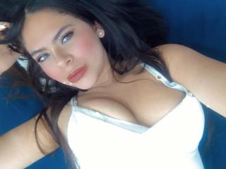 EllaWithe - Live porn & sex cam - 9412492