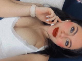 EllaWithe - Live Sex Cam - 9412564