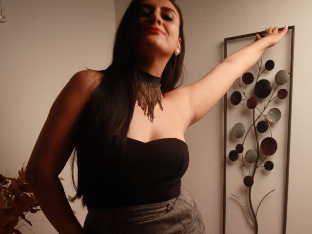 JuliaRobinson - Live sex cam - 9416380