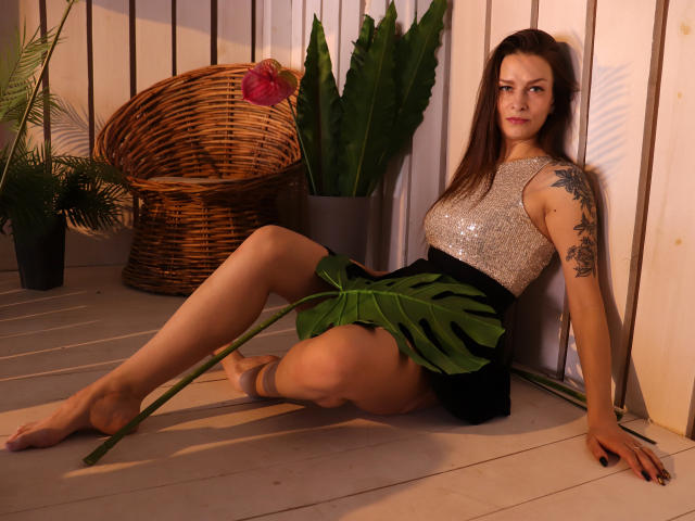 AlexiaBlack - сексуальная веб-камера в реальном времени - 9422312
