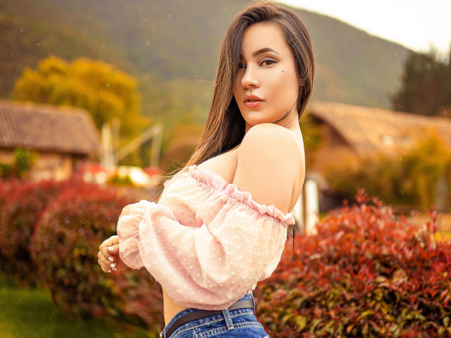 MartinaSaenz - Sexe cam en vivo - 9425216