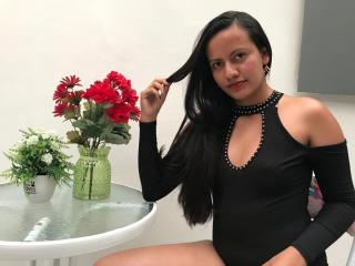 PiaCollins - Live porn & sex cam - 9431060