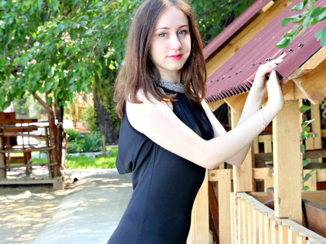 ClaptonFow - Live sex cam - 9435468