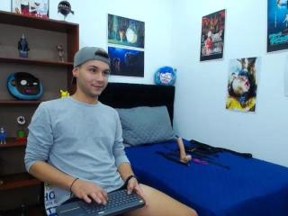 MatiasGreco - Live sex cam - 9436084