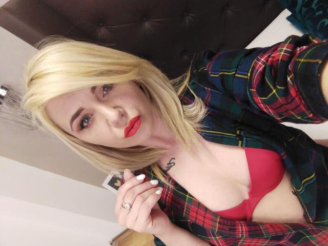 NickyBlues - Live sexe cam - 9437868