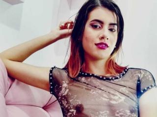 ChaniaRosse - Live porn & sex cam - 9447272