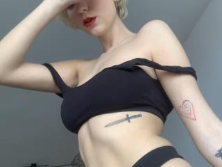 ArielaLucky - Live Sex Cam - 9449644