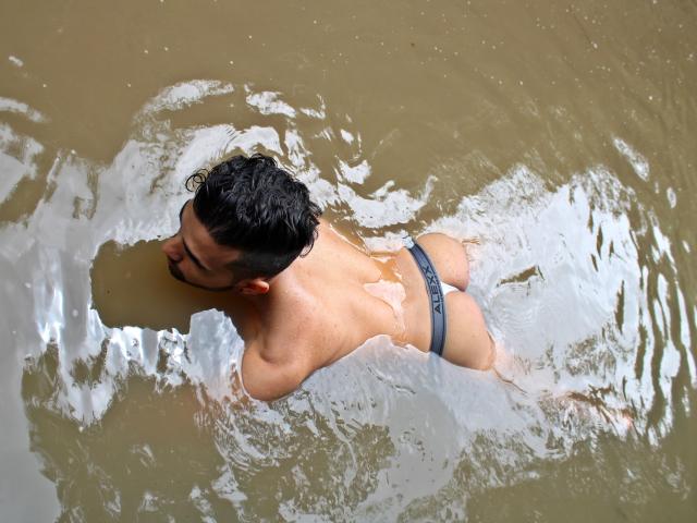 NicoBigDick - Live sex cam - 9453456