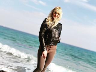 Blonde Hair Blue Eye Beauty Luminous