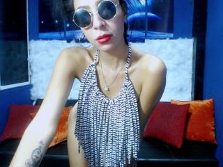 AnnieCatss - Live Sex Cam - 9477816