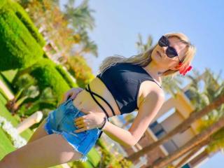 ParadiseRoxanne - Live porn & sex cam - 9478292