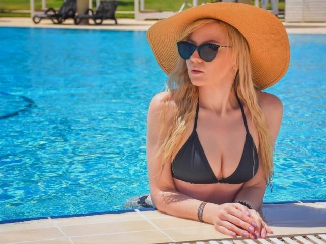 ParadiseRoxanne - Sexe cam en vivo - 9478300