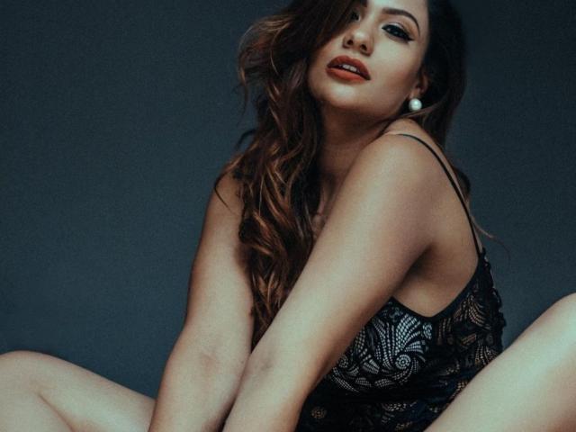 AlessandraMalory - Live sex cam - 9481756