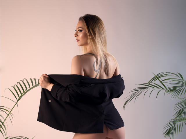 AnissaVelvett - Live sexe cam - 9483464