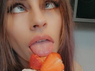 HolyKhloe - Live sex cam - 9491724
