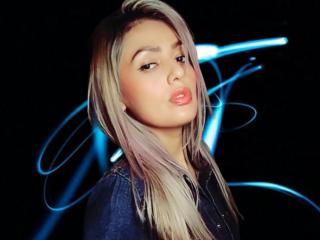 Camgirl and Webcam Model Tayla on Go Adult Chat