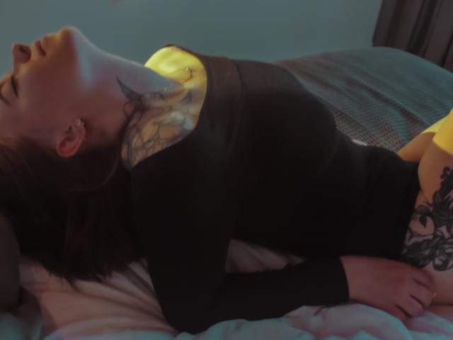 IvyBecker - Sexe cam en vivo - 9502152