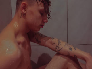Go Adult Chat Model NikyNeal