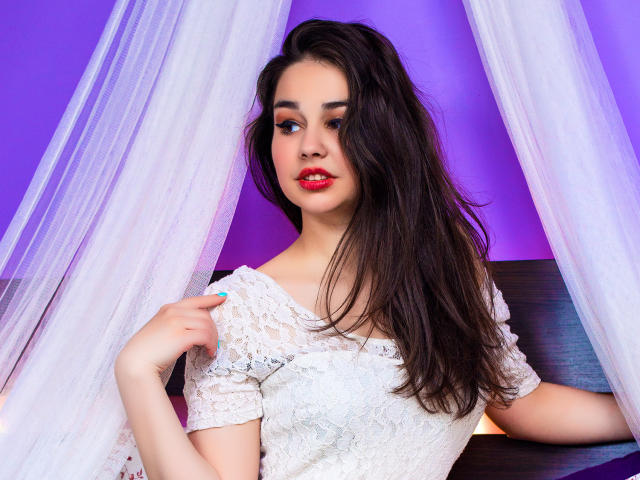KellyVanillo - Live sex cam - 9502584