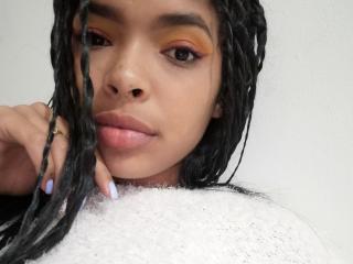 Camgirl and Webcam Model VickySquirty on Go Adult Chat
