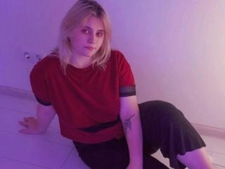 Miraclark - Live sex cam - 9535904