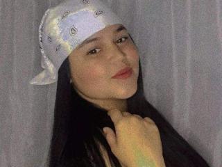  SexyBlack Eye Babe AmyySaenz