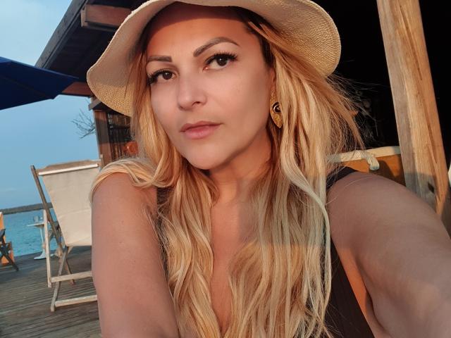 BrandiFerrat - Sexe cam en vivo - 9544552