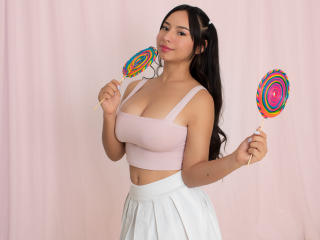 Black Hair Black Eye Beauty MiaSuarez