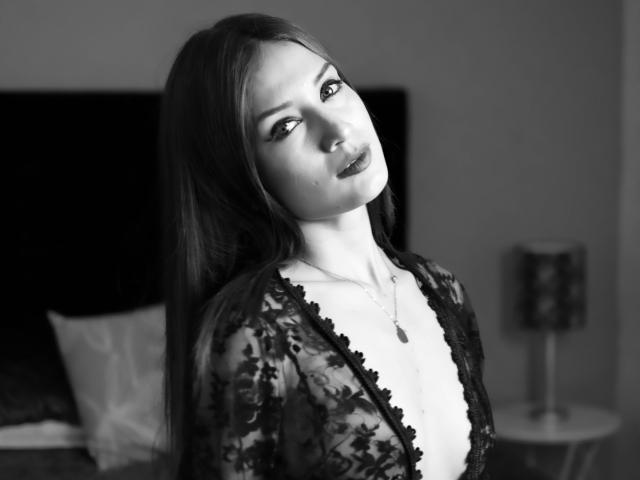 WitneyStoica - Live sexe cam - 9547596