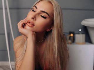 AliseBabeX - Live sexe cam - 9554676