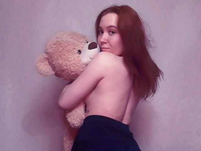 AnikaGlow - Sexe cam en vivo - 9554984