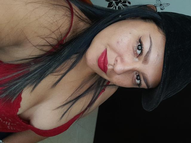Adi69 - Sexe cam en vivo - 9561332