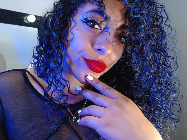 ScarlettBigAss - Live Sex Cam - 9565624