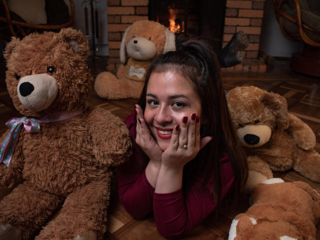 KatieWoolf - Live sexe cam - 9578700