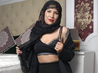 Camgirl and Webcam Model ArabicRanya on Go Adult Chat