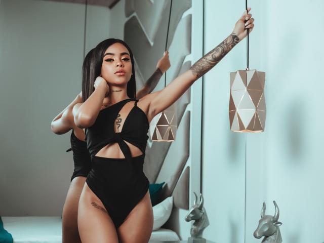 SofhiaHills - Live sexe cam - 9589672