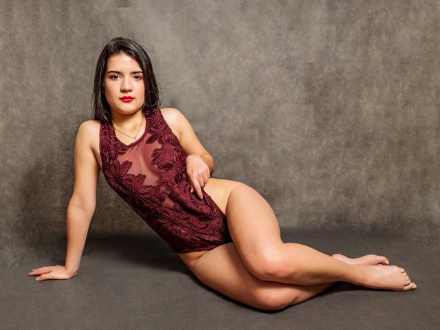 AdaMorett - Live sex cam - 9589824
