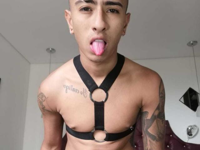 MartinLeon - Sexe cam en vivo - 9590428
