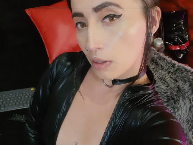 TrainedClaire - Sexe cam en vivo - 9603832