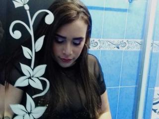 AmyQueenny - Live sex cam - 9612672