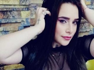 AmyQueenny - Live sex cam - 9612700