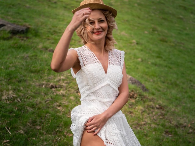 SoleildeNuit - сексуальная веб-камера в реальном времени - 9613124