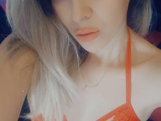 SophieDeee - Live sex cam - 9623224