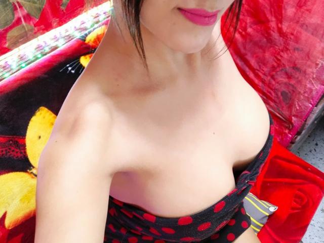 BelleKellyTs - Sexe cam en vivo - 9630948