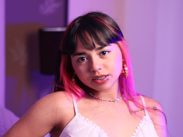 IsaCastro - Live Sex Cam - 9642308