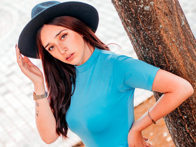 IsabellaCoween - Sexe cam en vivo - 9650632