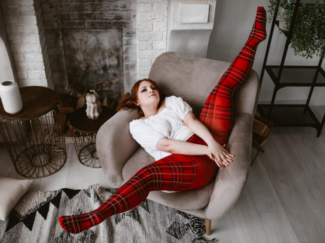 JulietSummer - פורנו בשידור חי ומצלמת סקס - 9650864