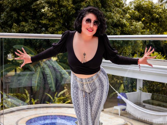 CarolineMullerr - Live sex cam - 9664957